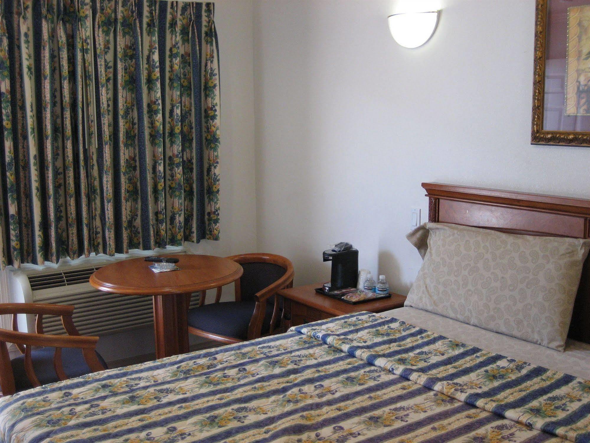 Tower Motel Long Beach Luaran gambar